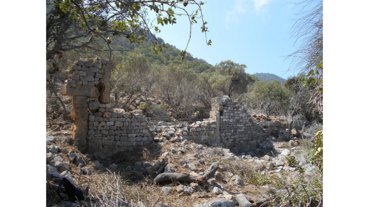 Dana Adası’ndaki Kilise IV’ün güney duvarı