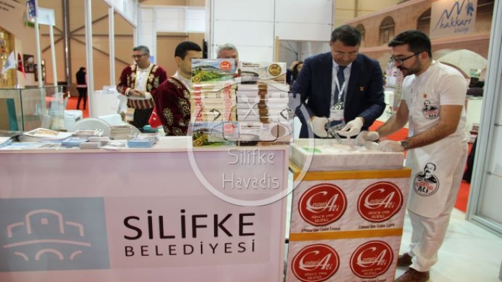 Silifkeliler EMİTT Fuarı'na Çıkarma Yaptı